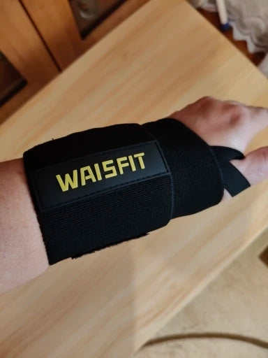 1Pair Premium Wrist Band Wrist Support Brace Strap Extra Strength Weightlifting Wrist Wrap Bandage for Fitness Gym Training Gift