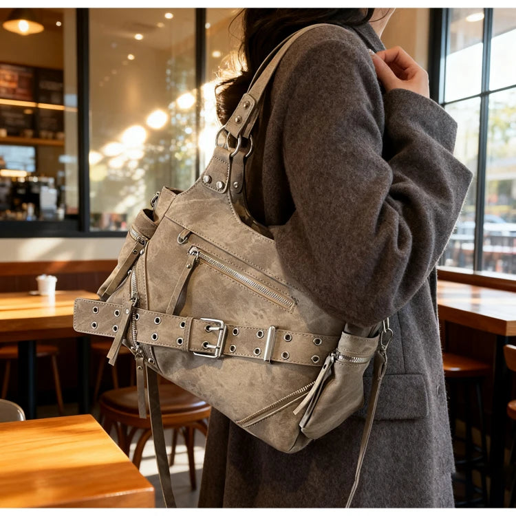Fashionable Large Capacity Rivet Street Style Women's Tote Bag Shoulder Crossbody Bag Durable Polyester  Commuter Bag