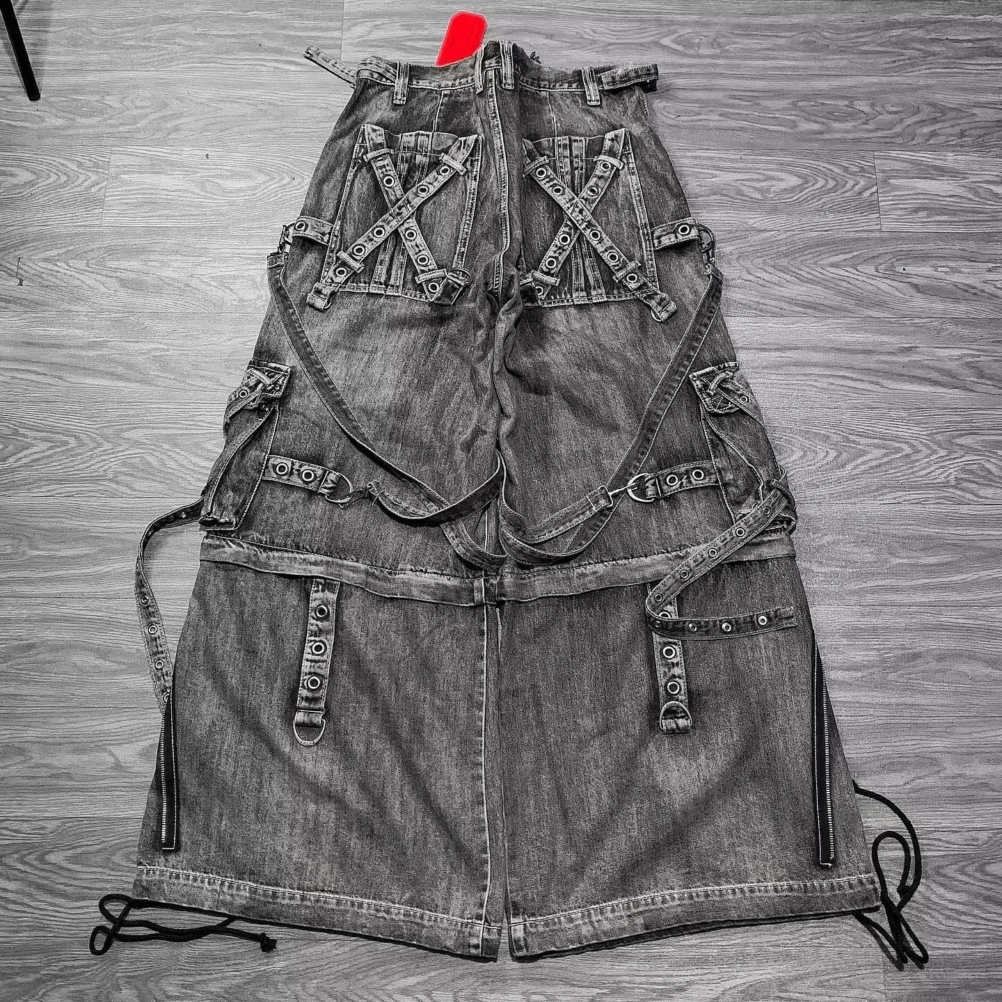 Women's Y2K Gothic Rivet Wide-Leg Baggy Jeans