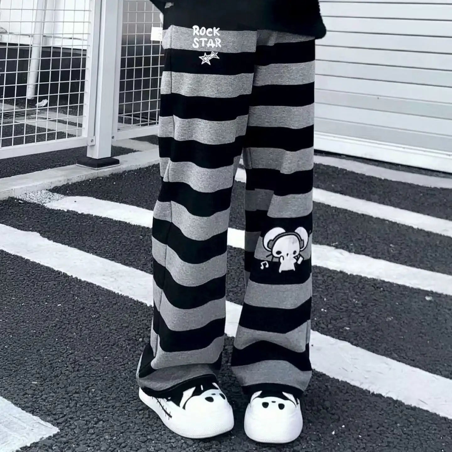 Kimotimo Punk Anime Printed Striped Pants Women Harajuku Y2k Straight Casual Long Trousers 2025 Autumn Vintage Gothic Streetwear
