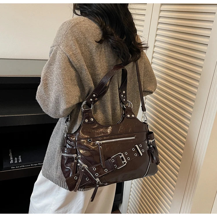 Fashionable Large Capacity Rivet Street Style Women's Tote Bag Shoulder Crossbody Bag Durable Polyester  Commuter Bag