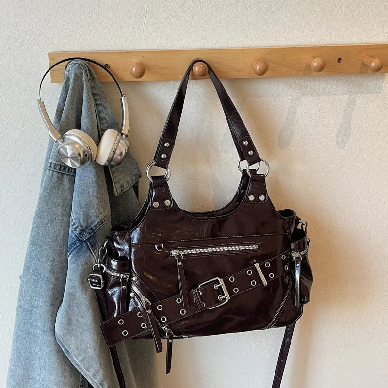 Fashionable Large Capacity Rivet Street Style Women's Tote Bag Shoulder Crossbody Bag Durable Polyester  Commuter Bag