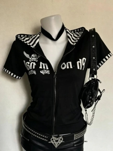 Women's Subculture Skull Print Fake Two-Piece T-Shirt Summer Gothic Slim Fit Halter Tops Y2K Harajuku Grunge Punk Fashion Tees