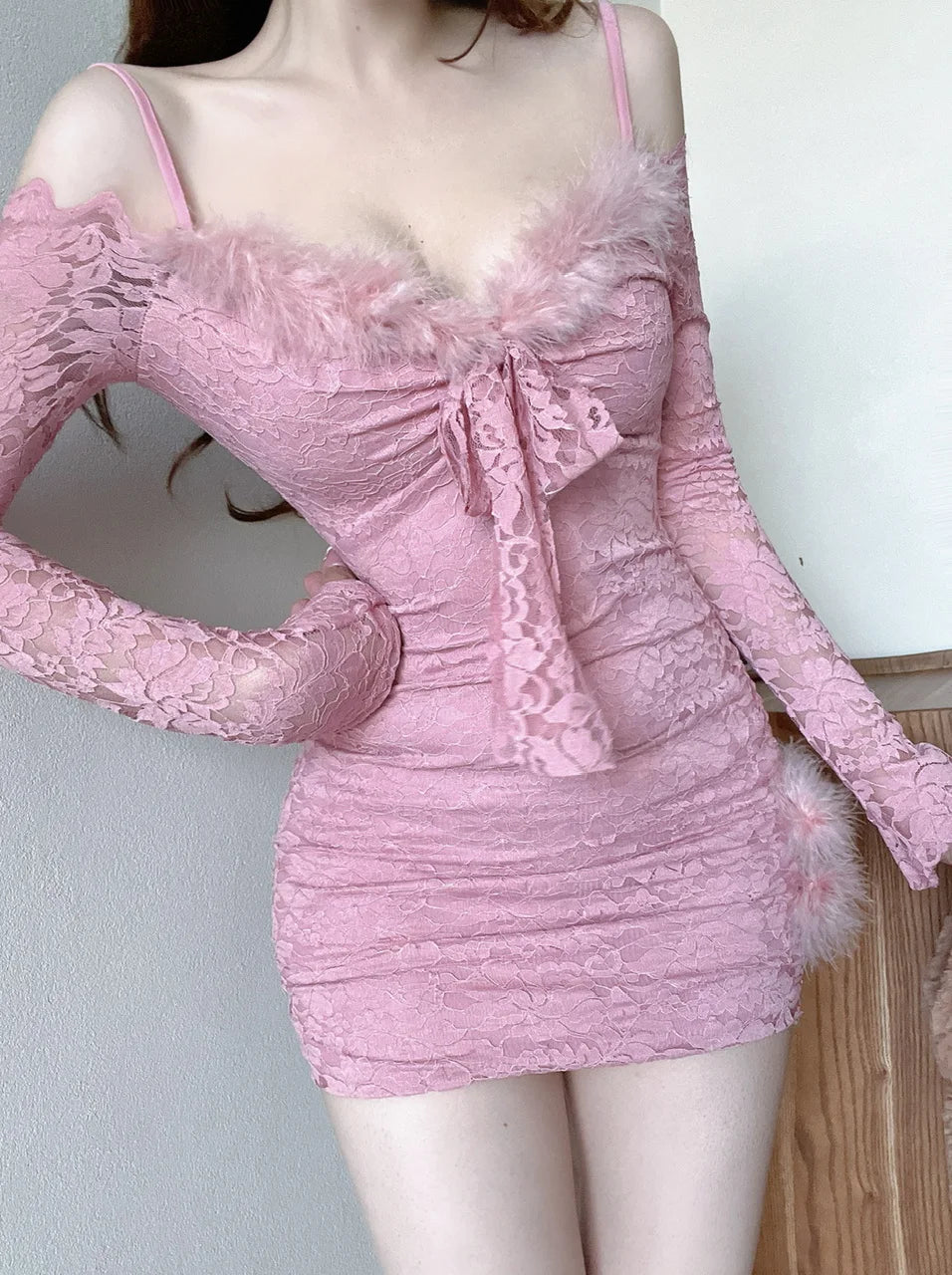 Women's Lace Bodice Long-Sleeve Mini Dress