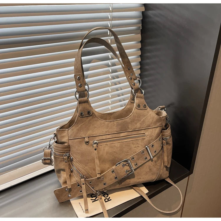 Fashionable Large Capacity Rivet Street Style Women's Tote Bag Shoulder Crossbody Bag Durable Polyester  Commuter Bag