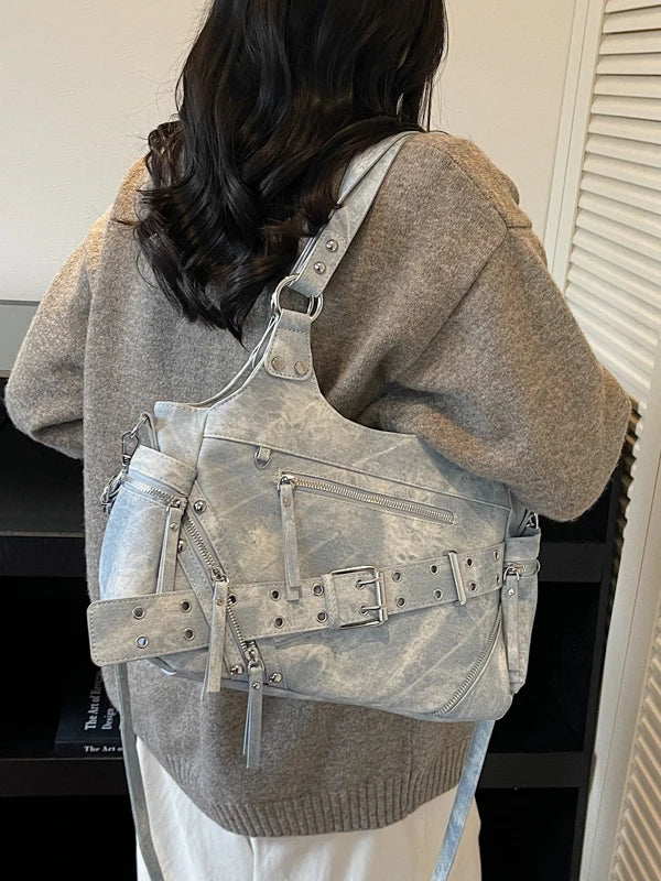 Fashionable Large Capacity Rivet Street Style Women's Tote Bag Shoulder Crossbody Bag Durable Polyester  Commuter Bag