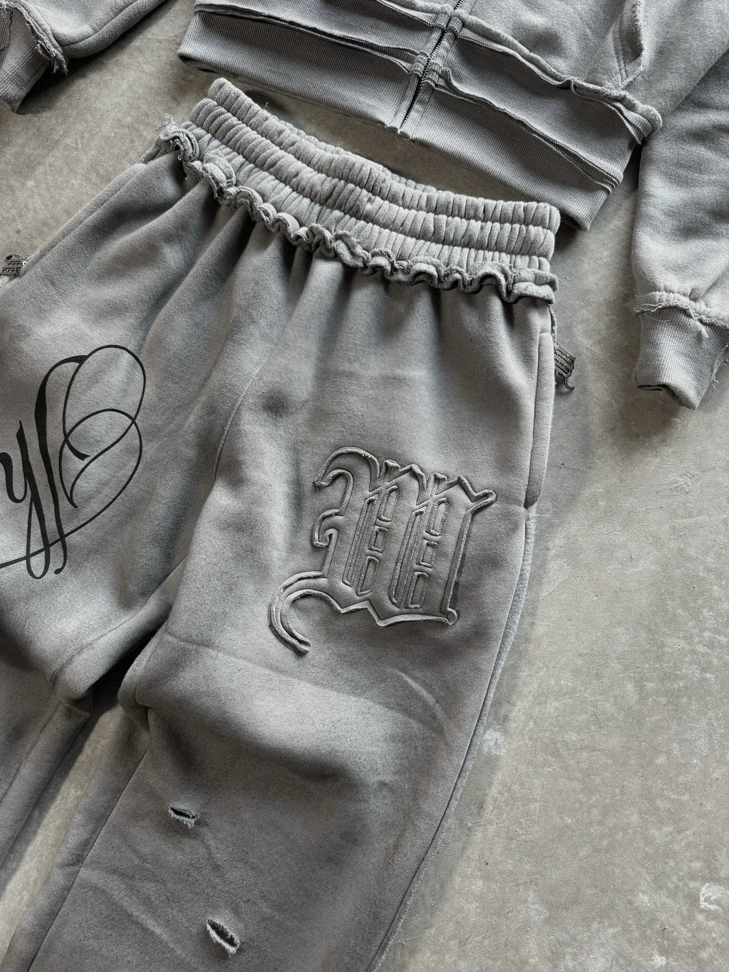 Y2K Harajuku Punk Gothic Loose Hooded Sweatshirt American Embroidered Patch Casual Double Hooded High Street Retro Sports Sui