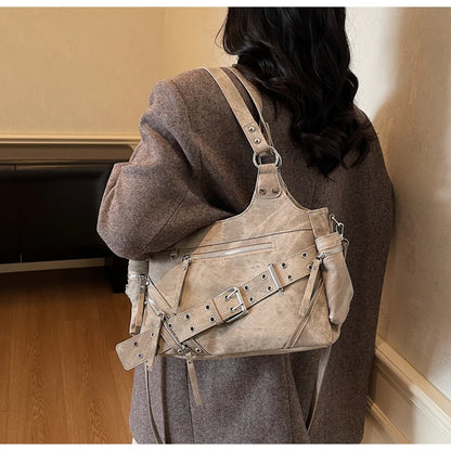 Fashionable Large Capacity Rivet Street Style Women's Tote Bag Shoulder Crossbody Bag Durable Polyester  Commuter Bag