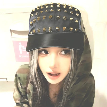 Rock Rivet Baseball Cap Women Men Punk Gothic Hip Hop Metal Stud Peaked Caps Subculture Girls Y2K Rock Metal Rivet Flat Hats