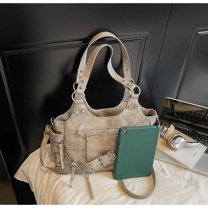 Fashionable Large Capacity Rivet Street Style Women's Tote Bag Shoulder Crossbody Bag Durable Polyester  Commuter Bag