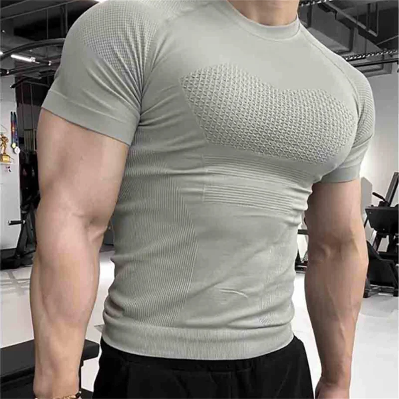 Summer Men Short Sleeve T-Shirt Breathable Compression Gym Running T Shirt Man Casual Tops Seamless Fitness Shirts Man Clothing
