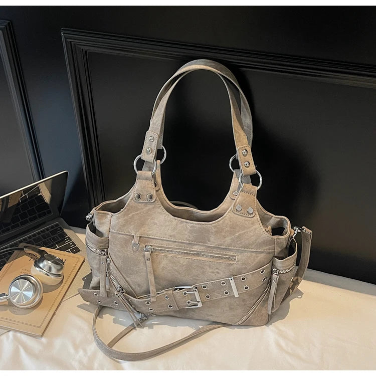 Fashionable Large Capacity Rivet Street Style Women's Tote Bag Shoulder Crossbody Bag Durable Polyester  Commuter Bag