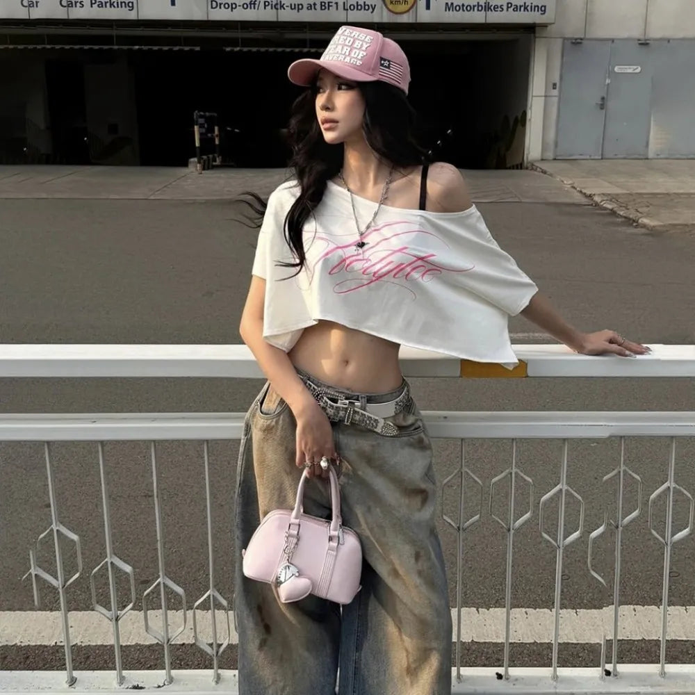SylCue Letter Print T-Shirts Woman Summer Trend Skew Collar Off Shoulder Navel Exposed High Street Casual Fashion Style Tees
