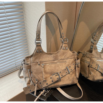 Fashionable Large Capacity Rivet Street Style Women's Tote Bag Shoulder Crossbody Bag Durable Polyester  Commuter Bag