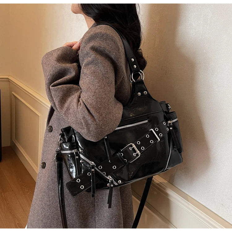 Fashionable Large Capacity Rivet Street Style Women's Tote Bag Shoulder Crossbody Bag Durable Polyester  Commuter Bag