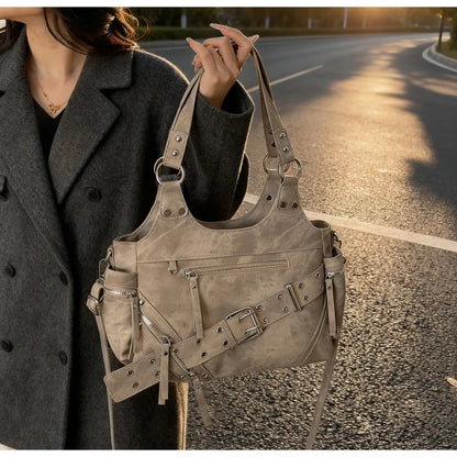 Fashionable Large Capacity Rivet Street Style Women's Tote Bag Shoulder Crossbody Bag Durable Polyester  Commuter Bag