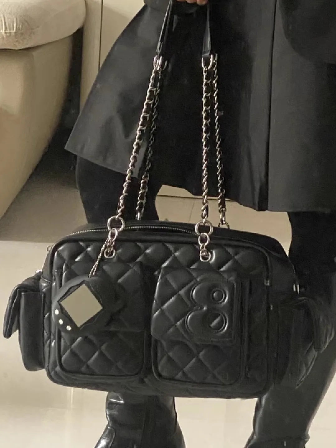 2026 Autumn and Winter New Style Rhombus Retro Multi-Pocket Shoulder Crossbody Motorcycle Bag Large Capacity Simple Commuter Handbag