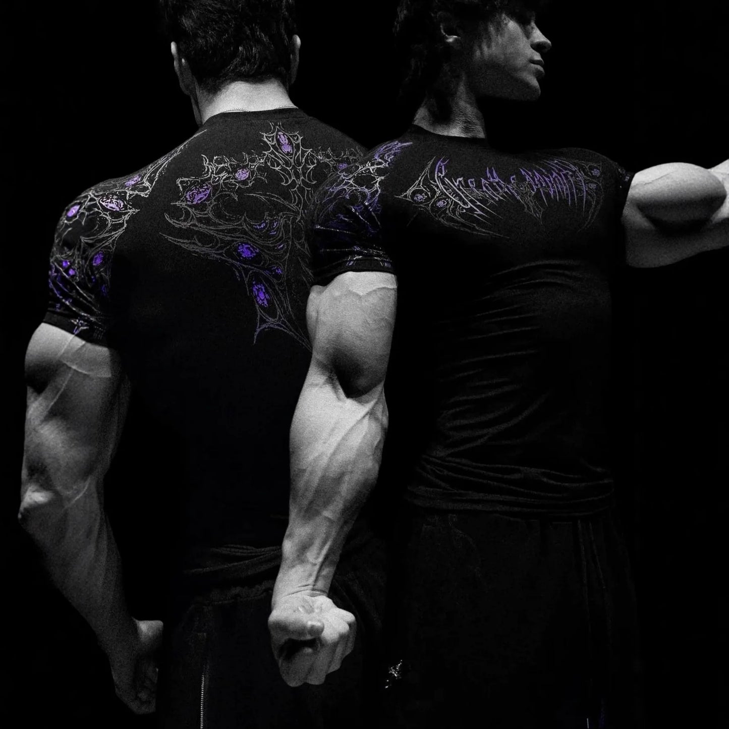Muscular Men Trendy FitnessTShirt，Adopt American-Style Trendy Brand Sports Quick-Dry Breathable Short SleevesTShirt。