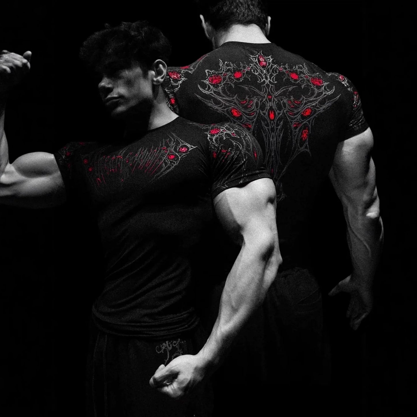Muscular Men Trendy FitnessTShirt，Adopt American-Style Trendy Brand Sports Quick-Dry Breathable Short SleevesTShirt。