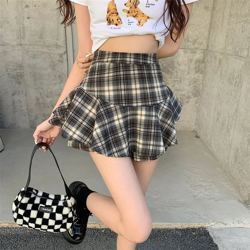 Women's Y2K Plaid Ruffle Skort
