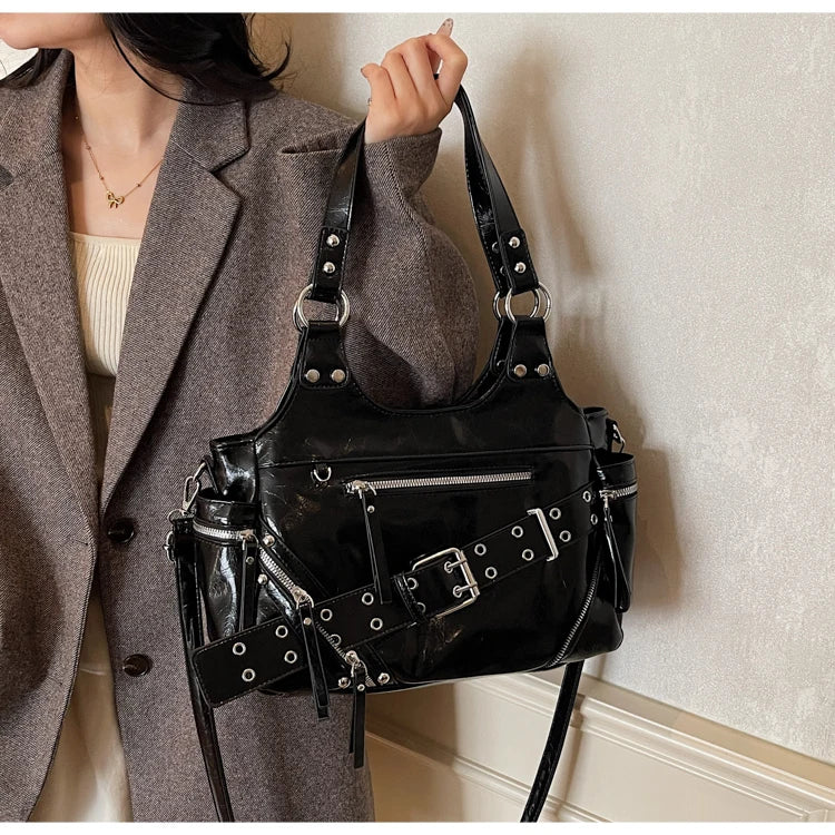 Fashionable Large Capacity Rivet Street Style Women's Tote Bag Shoulder Crossbody Bag Durable Polyester  Commuter Bag