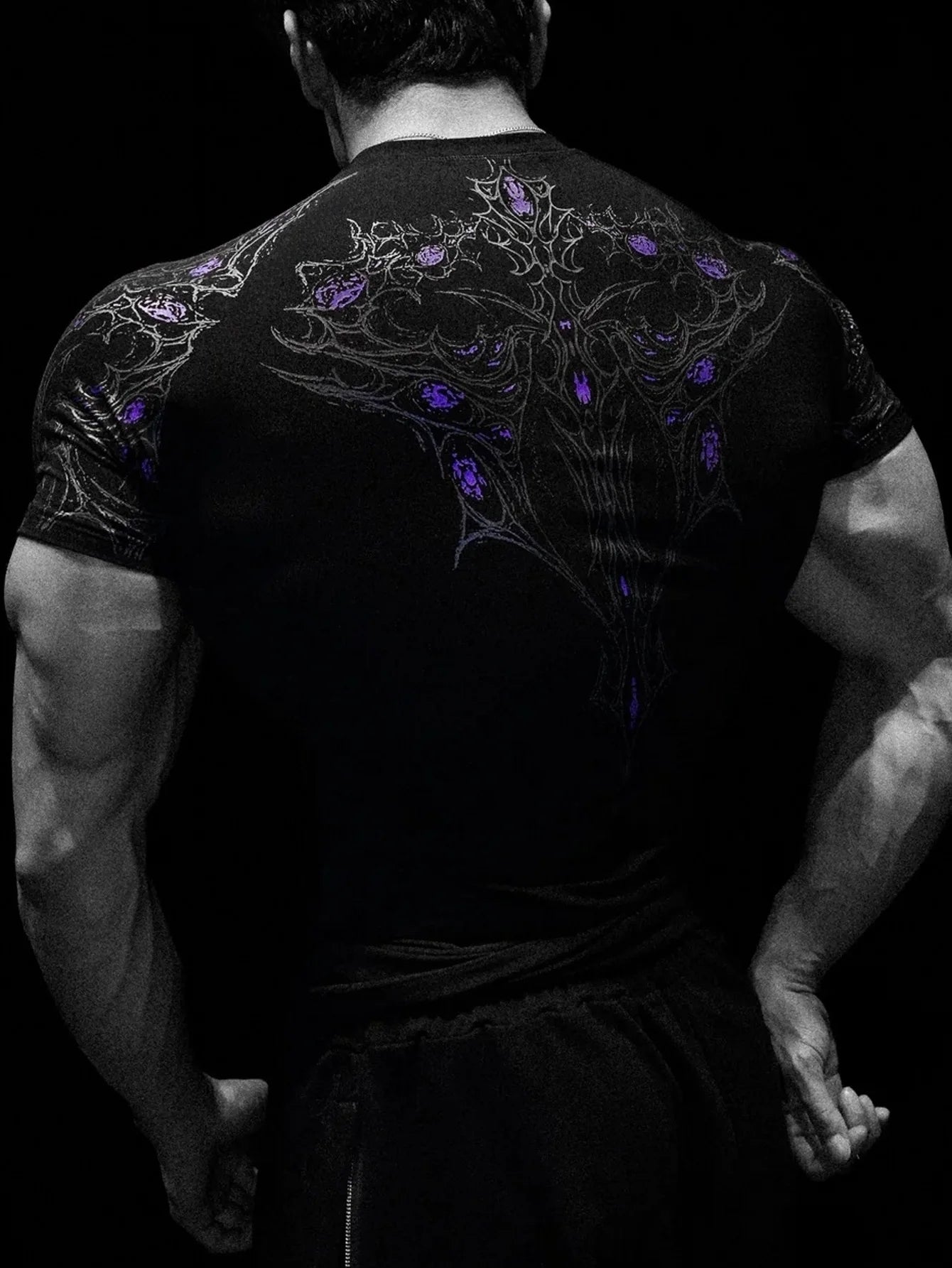 Muscular Men Trendy FitnessTShirt，Adopt American-Style Trendy Brand Sports Quick-Dry Breathable Short SleevesTShirt。