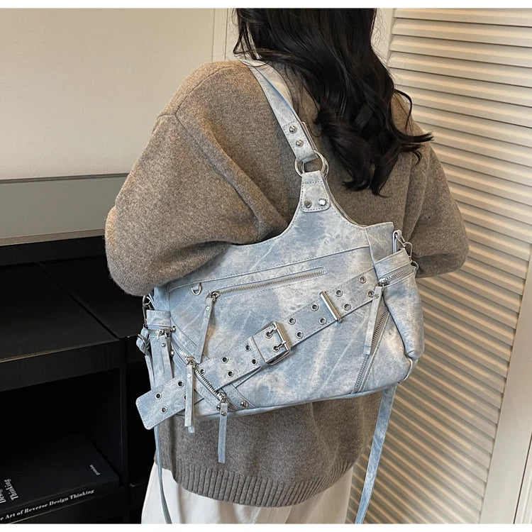 Fashionable Large Capacity Rivet Street Style Women's Tote Bag Shoulder Crossbody Bag Durable Polyester  Commuter Bag