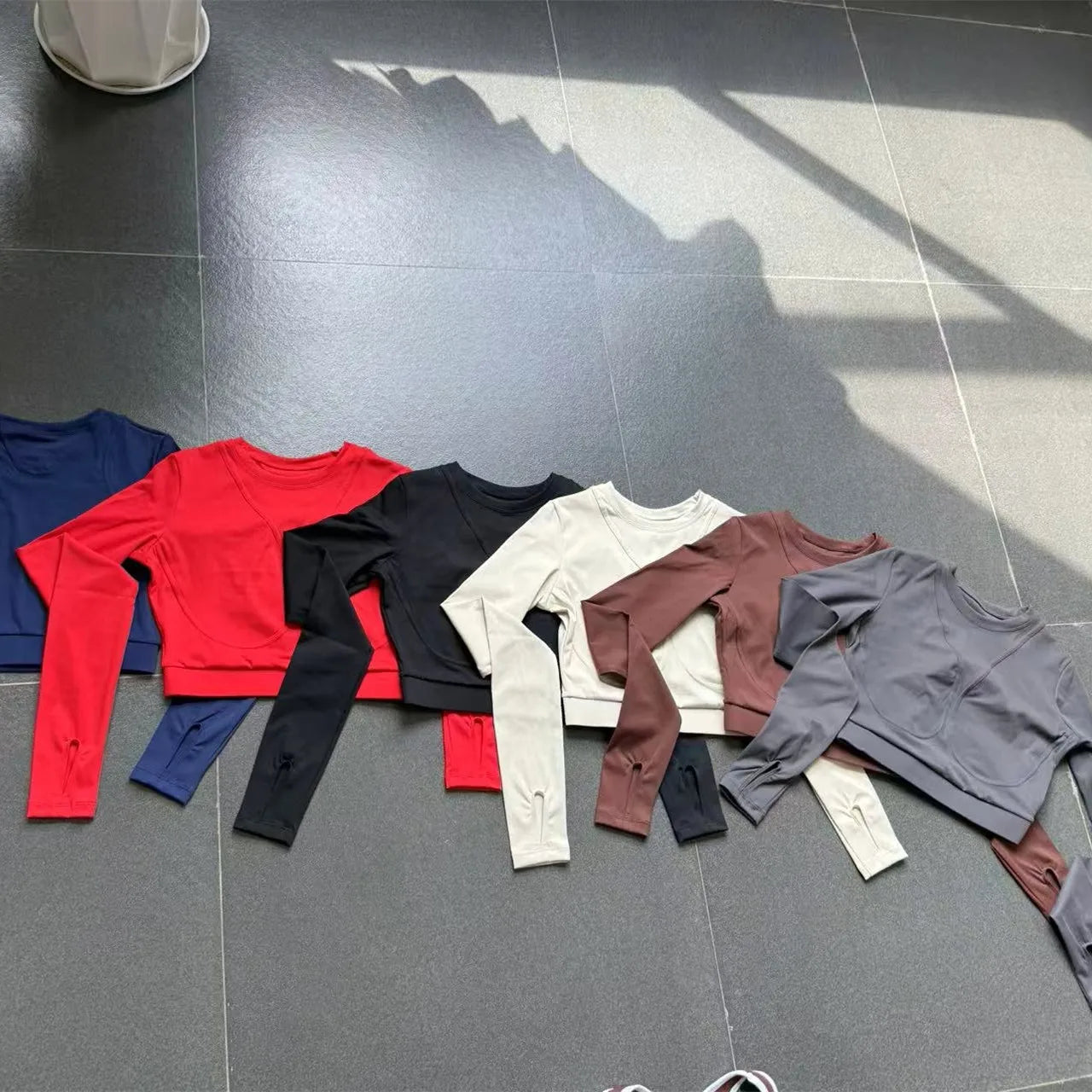 Long Sleeve Shirt Yoga Sets Sports Crop Tops Fitness Hip High Waist Skinny Running Workout Gym Leggings Women Activewear XP160
