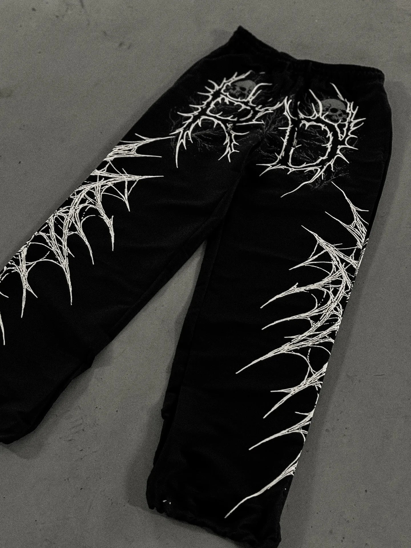White Skull Gothic Casual Pants Mens American Retro Punk Dark Jogging Pants Harajuku Trend Sweatpants