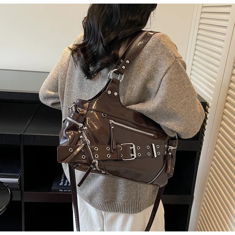 Fashionable Large Capacity Rivet Street Style Women's Tote Bag Shoulder Crossbody Bag Durable Polyester  Commuter Bag