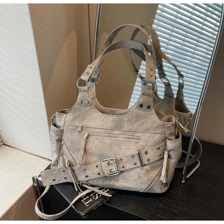 Fashionable Large Capacity Rivet Street Style Women's Tote Bag Shoulder Crossbody Bag Durable Polyester  Commuter Bag
