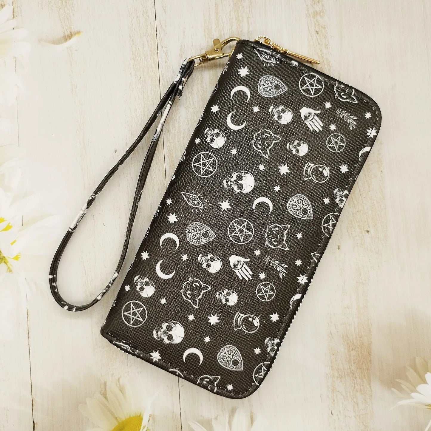 Trendy Gothic Skull Pattern Long Wallet, Portable Multi-card Slots Card Holder With Wristbands, Perfect Halloween Wrist Purse Fo