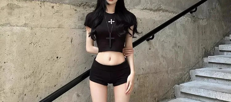Spicy Short Sleeve Cotton T-Shirt Women's Summer Slim Fit Black Printed Top Korean Style Commute Fashion Belly Button Outfit