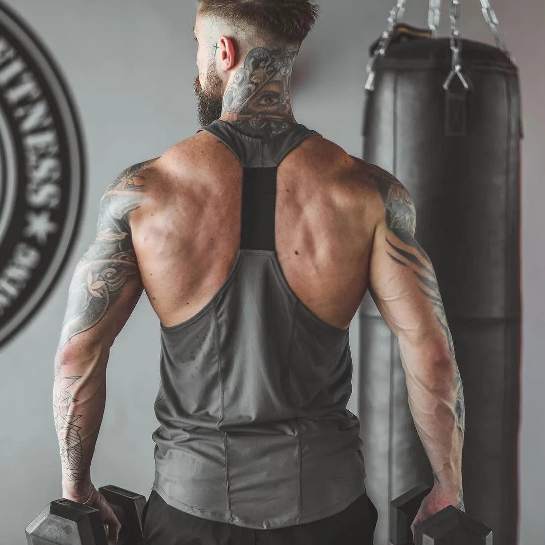 Men’s Gym Stringer Tank Top – Muscle Fit Sleeveless Workout Shirt, Deep Scoop Neck Racerback for Bodybuilding & Training