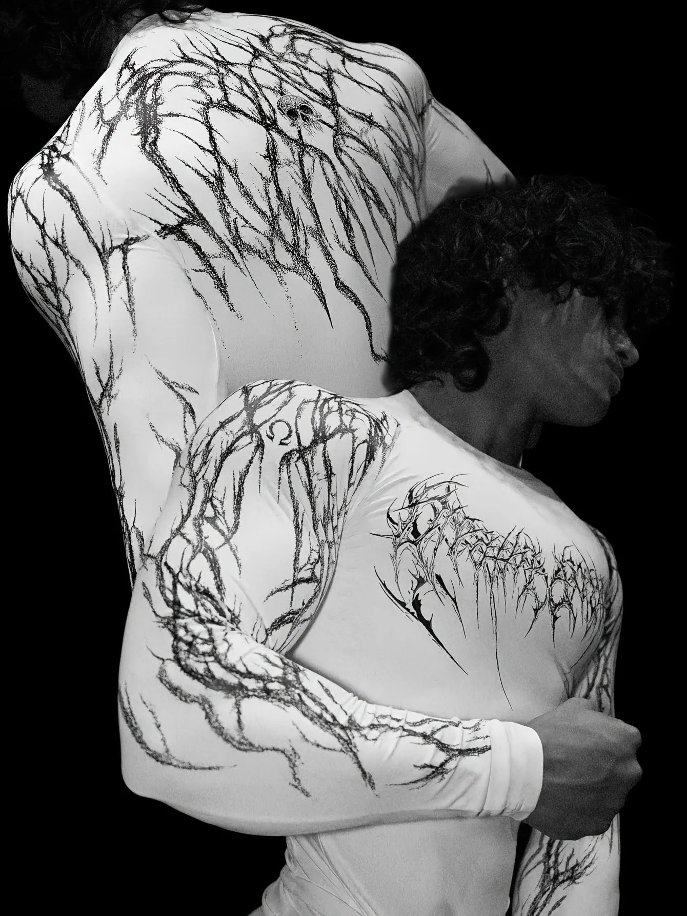 Tight Fitting Long Sleeved T-shirt S-2XL High Elasticity Muscle Fitness Shirt Quick Drying Moisture Wicking And Sweat Wicking