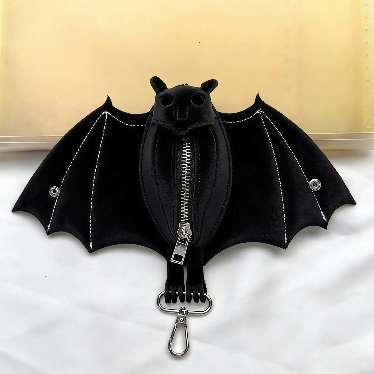 Coin Purse PU Leather Bat Gothic Bag Keychain Change Purse with Foldable Wings for Outdoor Shopping Travel Work School Events
