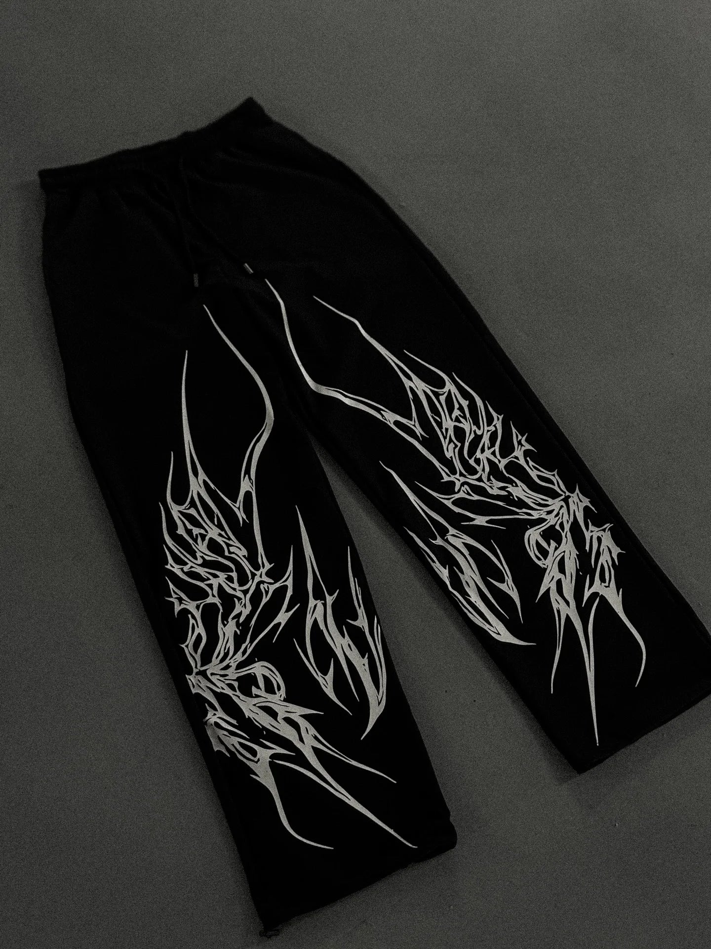 White Skull Gothic Casual Pants Mens American Retro Punk Dark Jogging Pants Harajuku Trend Sweatpants
