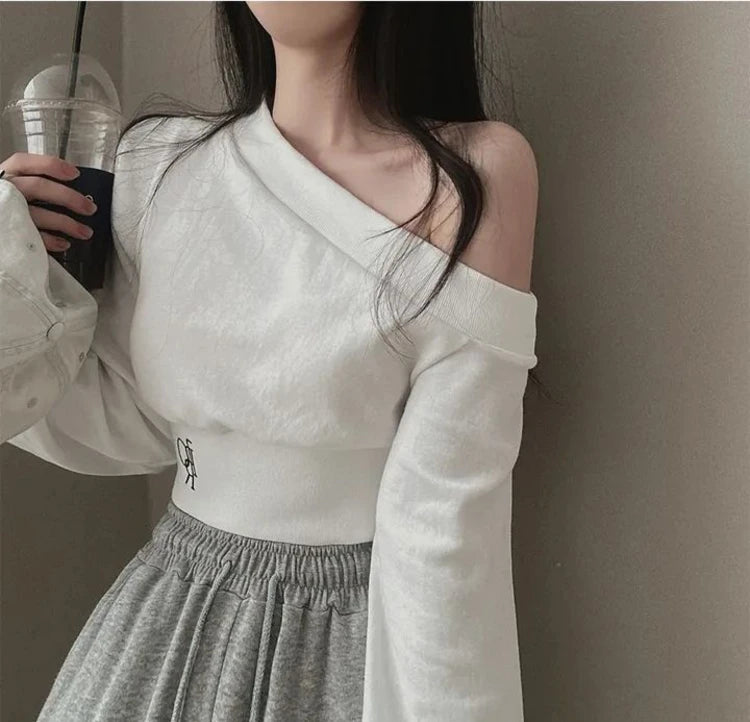 Slim Fit Long Sleeve Hoodie Women's Style Irregular Collar Show Shoulder Waist Cinching Short Length Commute Fashion  Color