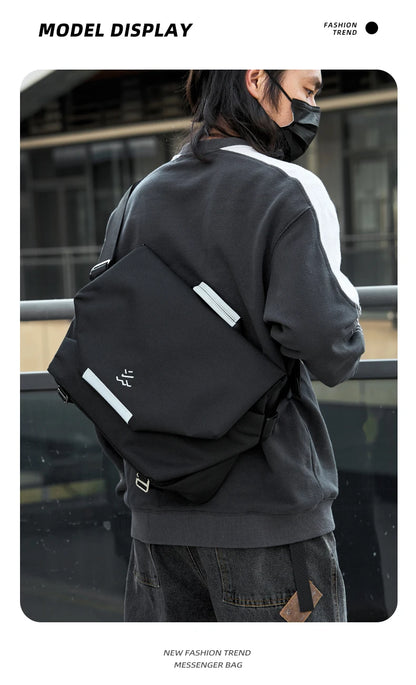 MOYYI Design Large Laptop Messenger Bag for Men Waterproof Travel Crossbody Shoulder Bag Reflective Cycling College School Bag