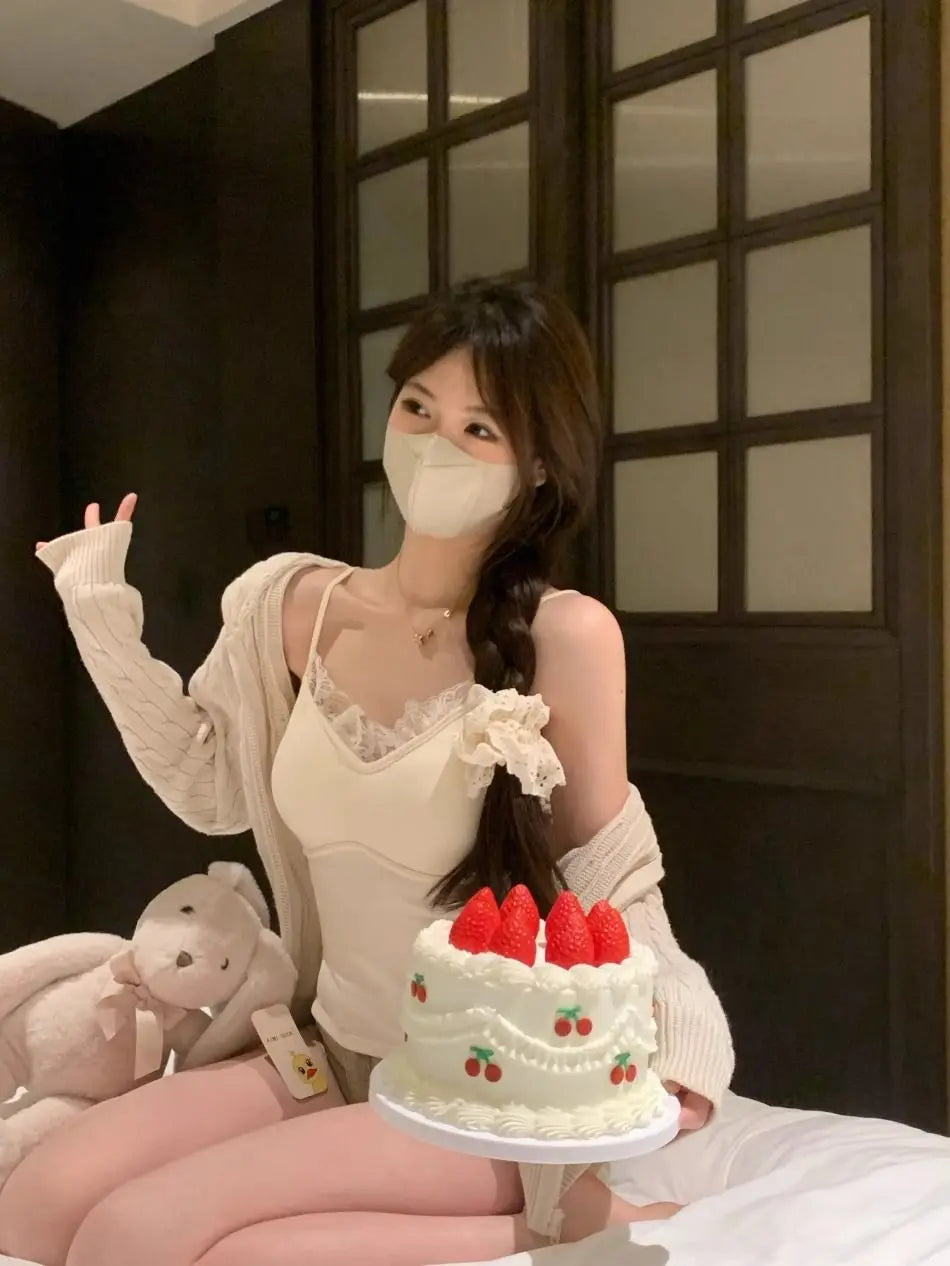 Lace Tank Top Women Cute Camis Sexy White Cropped Camisole Female Korean Sleeveless Black Vest Summer 2025 Coquette Y2k Clothes