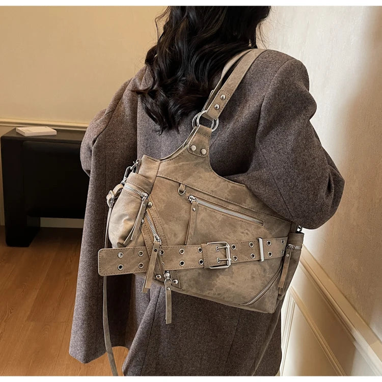 Fashionable Large Capacity Rivet Street Style Women's Tote Bag Shoulder Crossbody Bag Durable Polyester  Commuter Bag