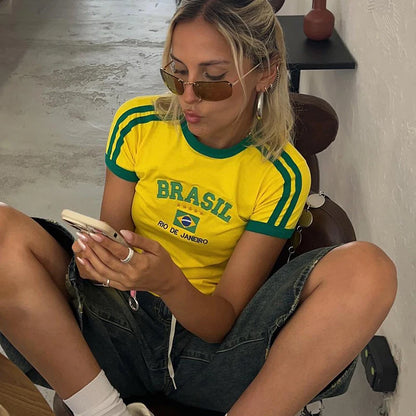 Apex Ritual – Women's Brazil Letter Crop Top – 90s Aesthetic Vintage Y2K Short Sleeve Streetwear Tee