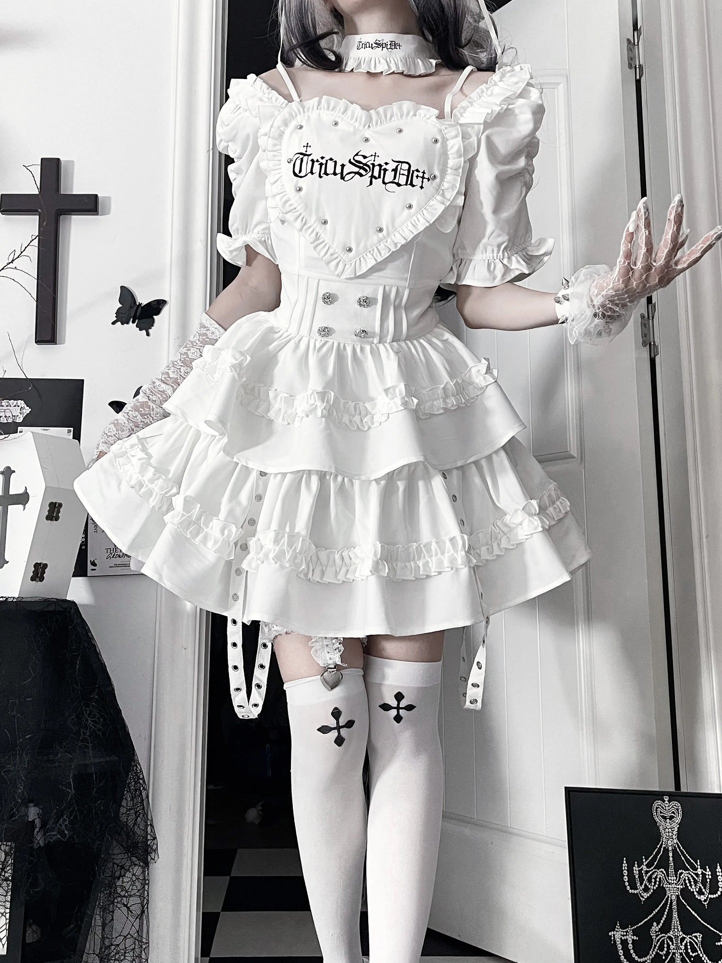 Women's Gothic Puff-Sleeve Sweetheart Dress