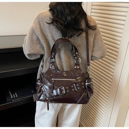 Fashionable Large Capacity Rivet Street Style Women's Tote Bag Shoulder Crossbody Bag Durable Polyester  Commuter Bag