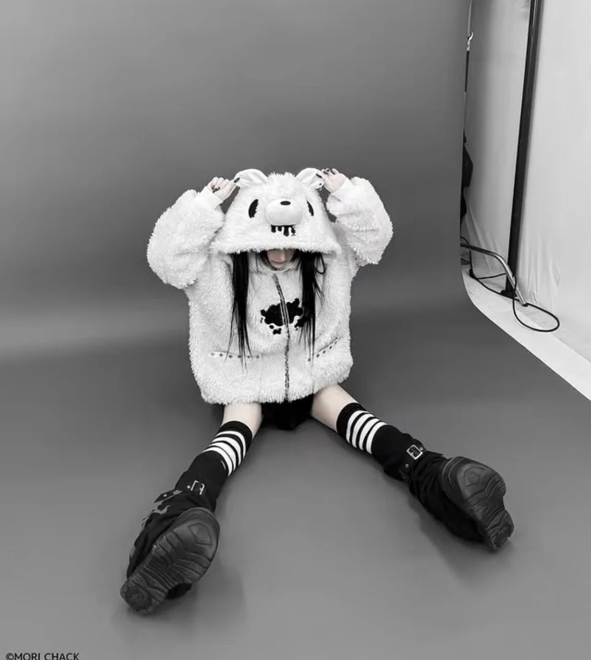 Japanese Gothic Hooded Plush Coat New Autumn Winter Subculture Cool Girl Women's Punk Rivet Lamb Wool Hoodie Jacket Zipper Coat