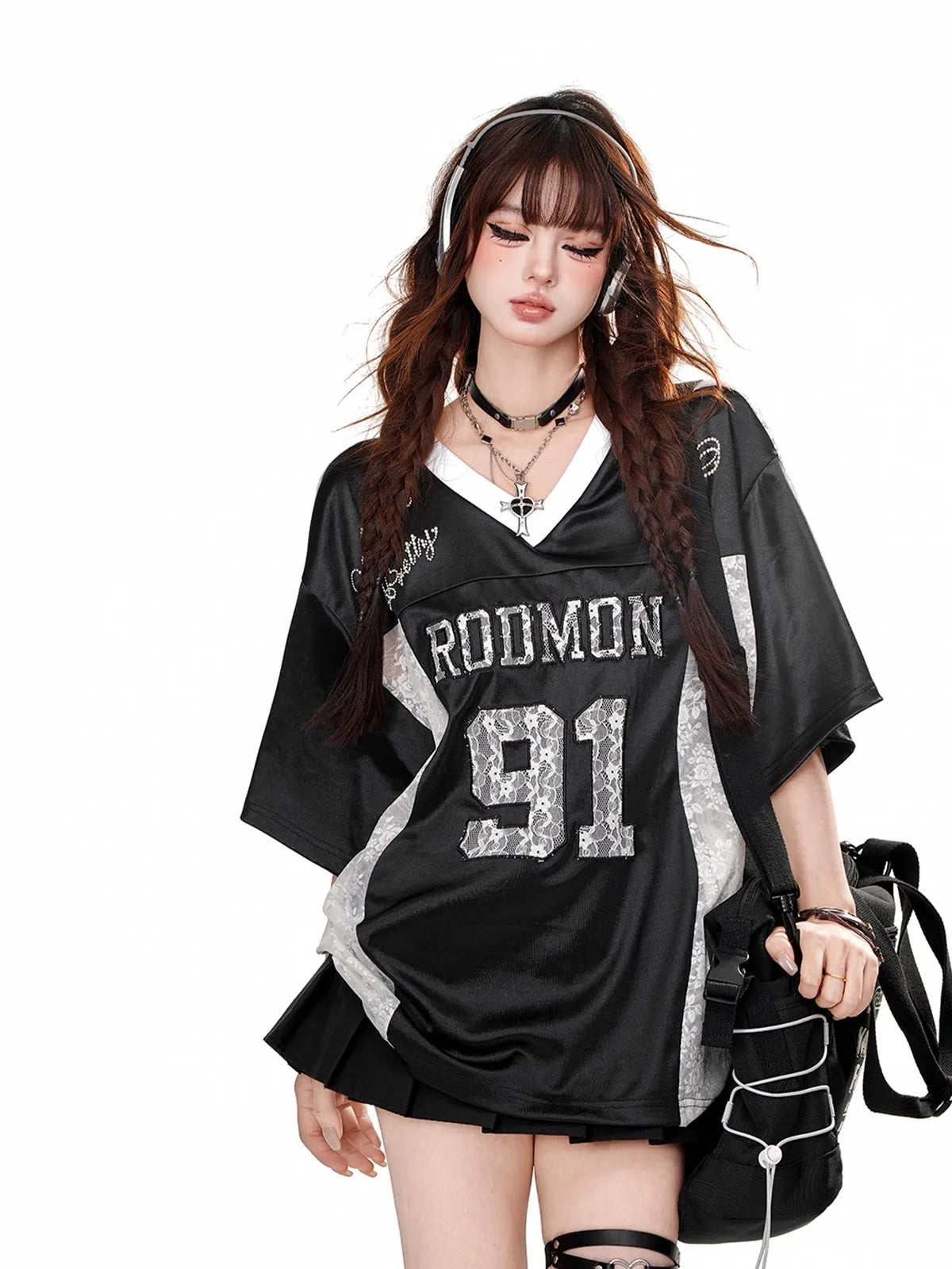 Retro American Splice V-neck Hollow out Lace Short Sleeve T-shirt Women Summer Embroidered Loose Sports Silver Top