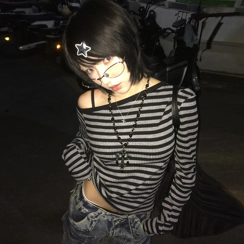 Genayooa Y2k T-shirt Women Long Sleeve Off Shoulder Striped Crop Tops Y2k Grunge 2000s Aesthetic Streetwear T Shirts