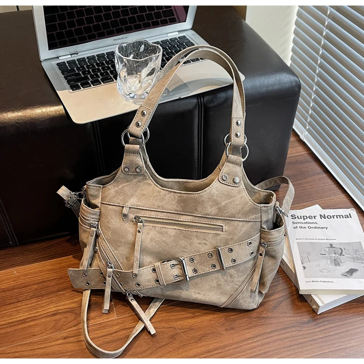 Fashionable Large Capacity Rivet Street Style Women's Tote Bag Shoulder Crossbody Bag Durable Polyester  Commuter Bag