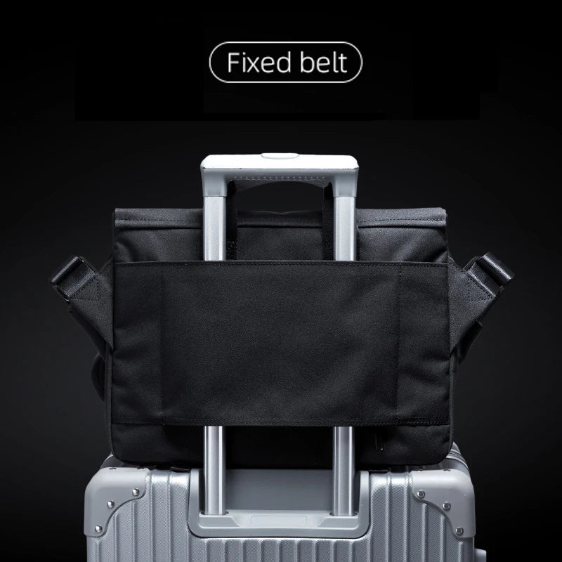 MOYYI Design Large Laptop Messenger Bag for Men Waterproof Travel Crossbody Shoulder Bag Reflective Cycling College School Bag