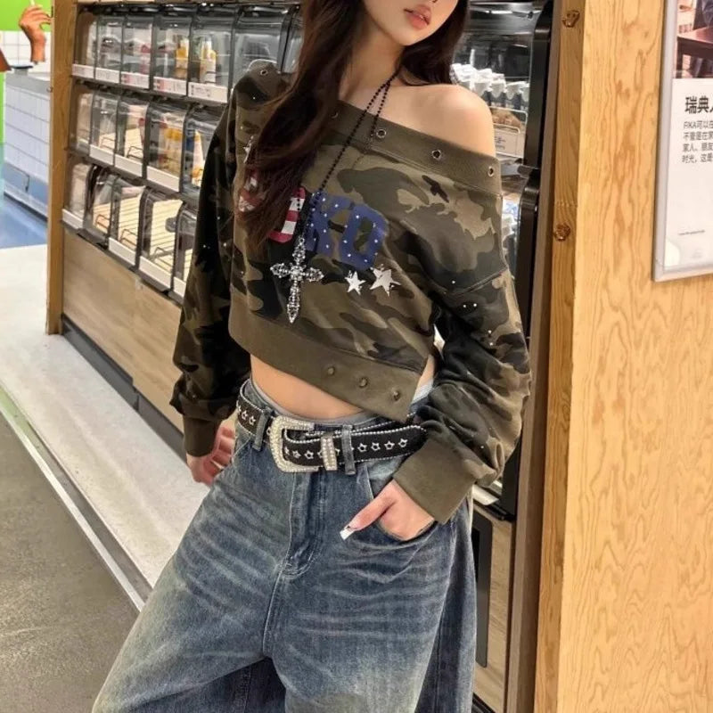 Camouflage Off Shoulder Long Sleeve Sweatshirt For Women Autumn Sexy Personality Design Slim Fit One Character Shape Short Tops
